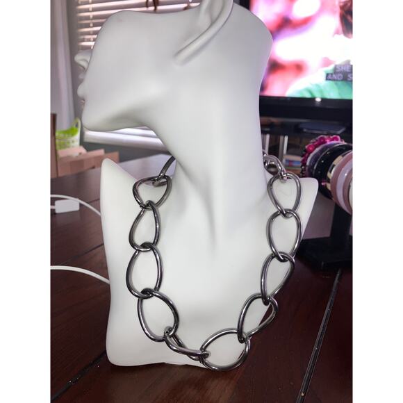 Large Statement Link Heavy Chain Silver-Tone Necklace! - Picture 2 of 8